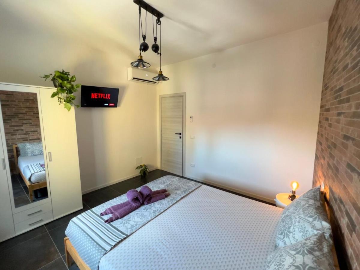 Blaxej, Nel Cuore Di Verona, Moderno Ed Elegante, 4 Posti Letto, Wi-Fi, Self Check In Apartment Exterior photo
